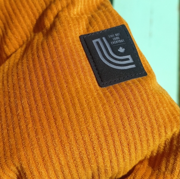 LOLE Kendall Hooded Puffer Jacket Amber Corduroy - Picture 9 of 9